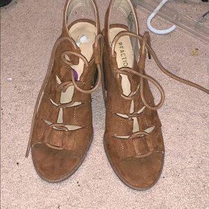 Kenneth Cole lace up heels